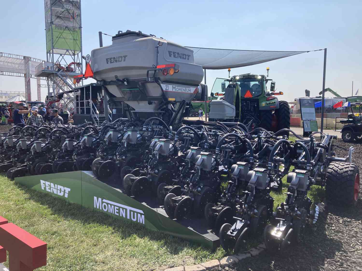 Fendt Introduces New 30-foot Momentum Planter for Smaller Operations